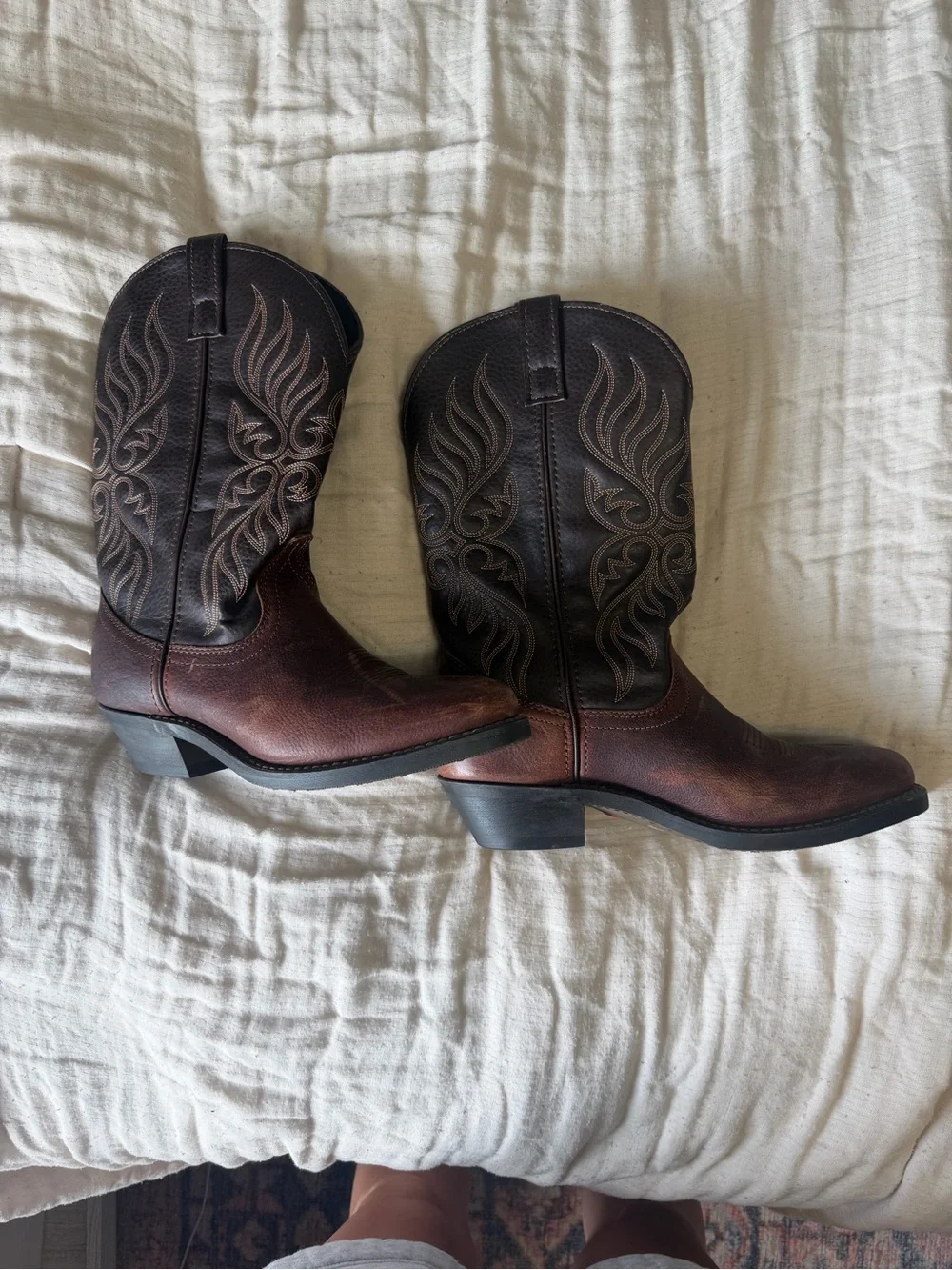 Laredo Brown Leather Accent Women's Boot Label Detail - Picture 1 of 6